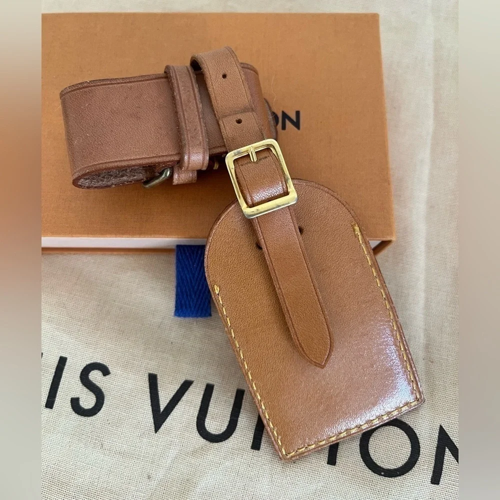 Louis Vuitton Vachetta Luggage Tag with Poignet